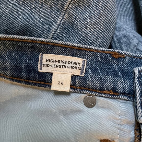 Madewell High-Rise Denim Mid-Length Shorts - Picture 3 of 4
